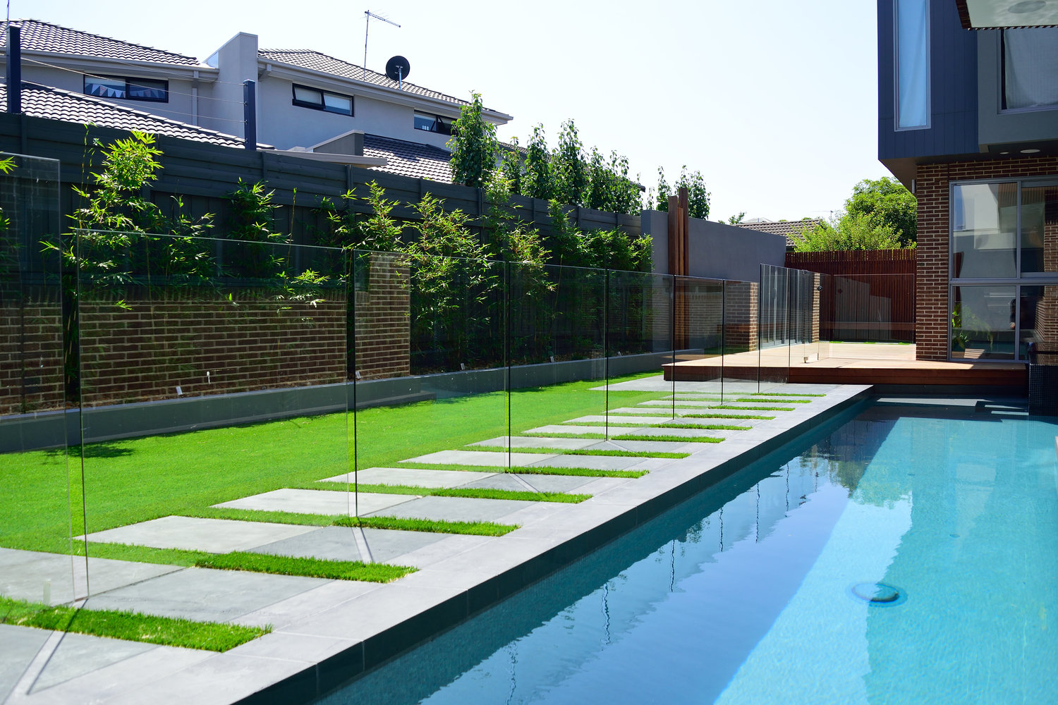 The Beauty of Glass Pool Fences